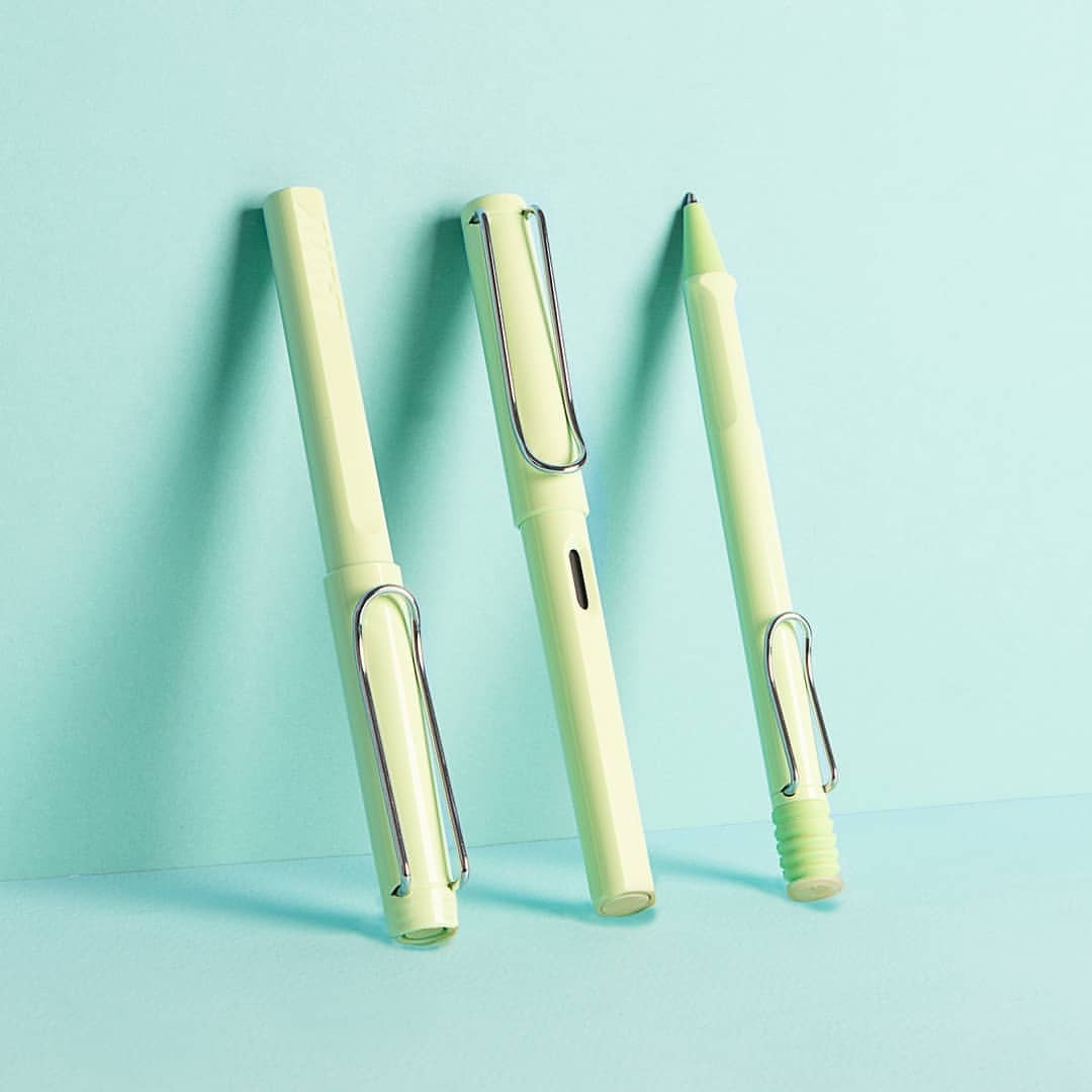 LAMY Limited Edition Safari Fountain Pen Pastel Mint Glaze