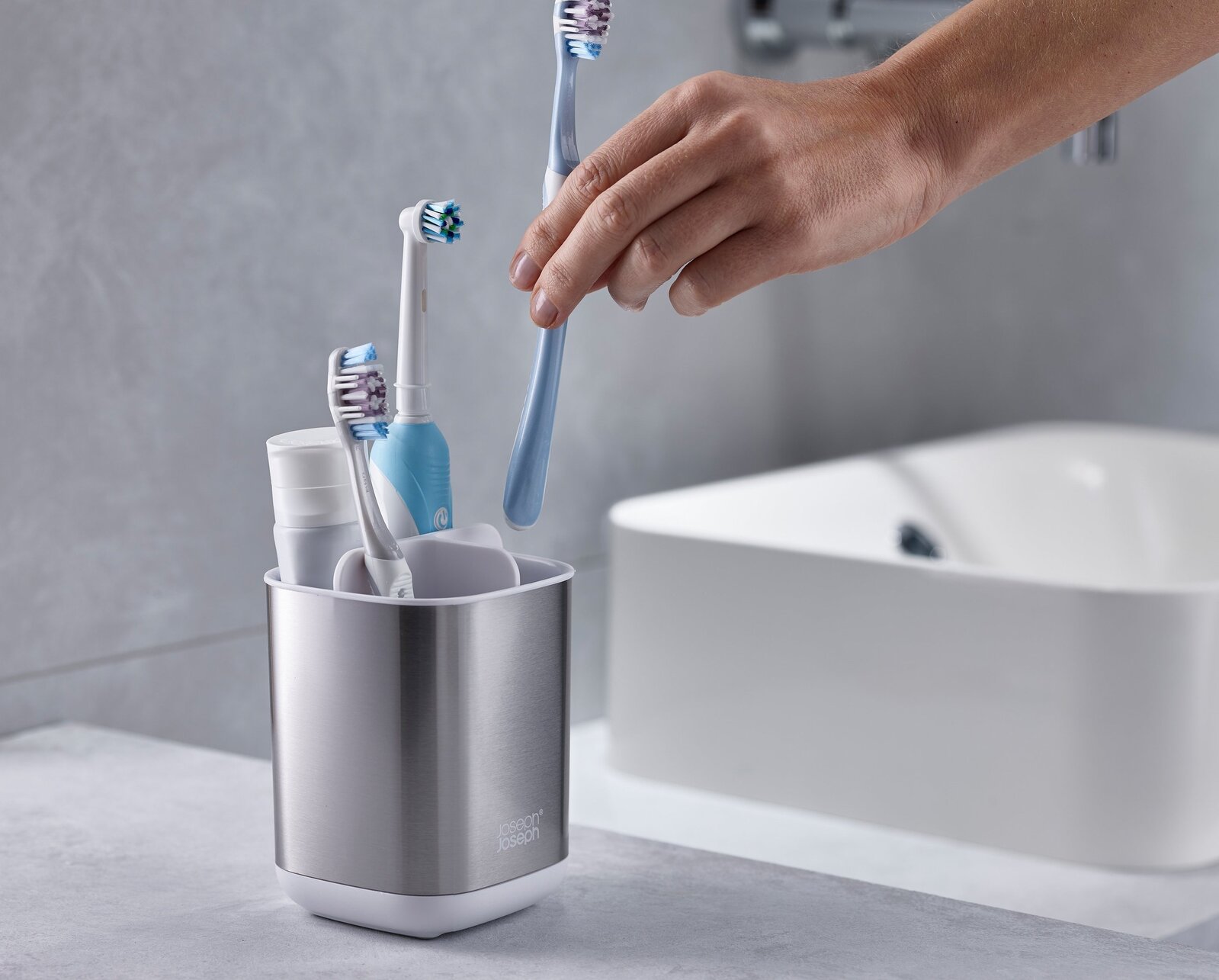 joseph and joseph toothbrush caddy