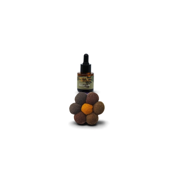 Bloom - Tobacco Leaves & Spiced Plum Felt Air Freshener