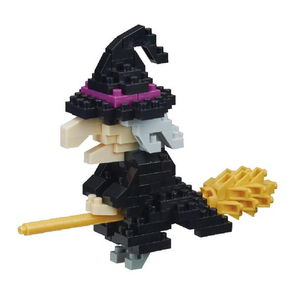 Nanoblock Witch